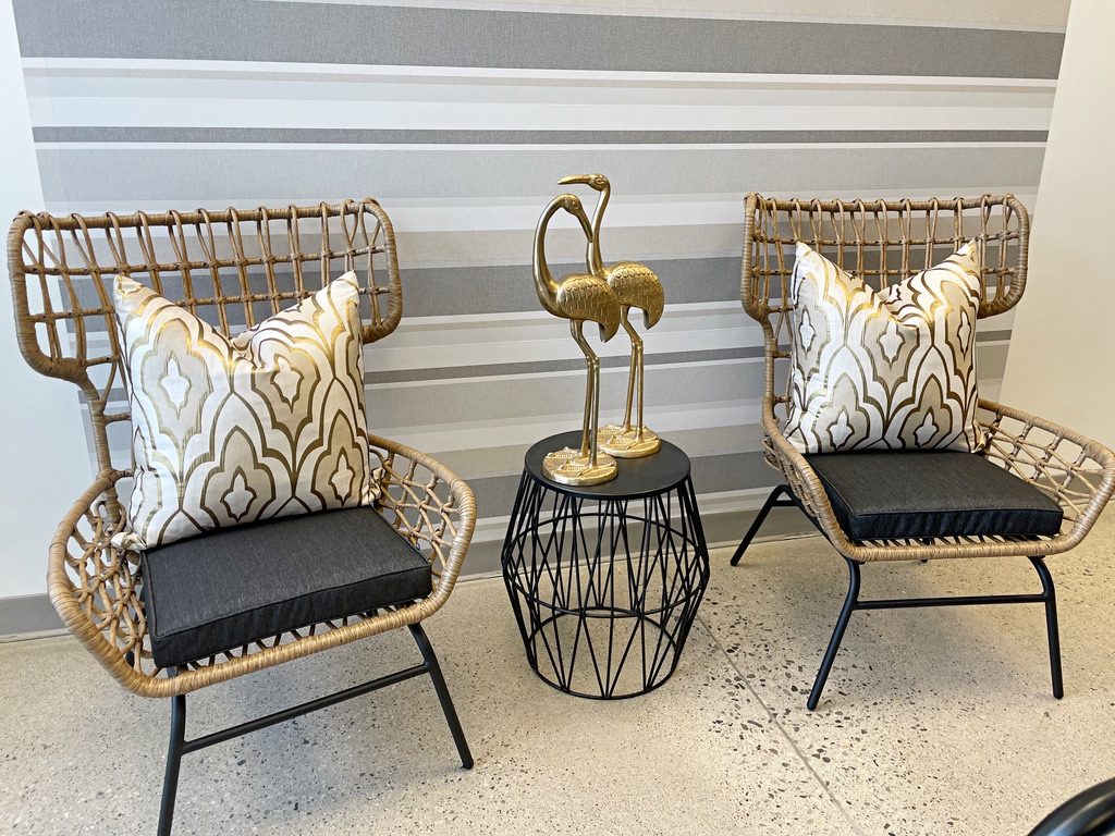 TC9901eGold Lame, Fleur De Lis The Rental Dept